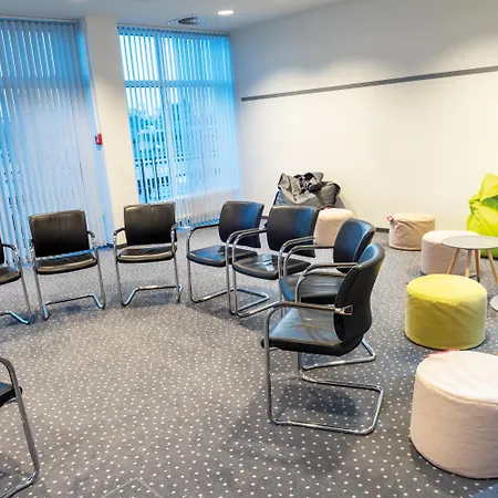 Apart-hotel Seminaris 4*