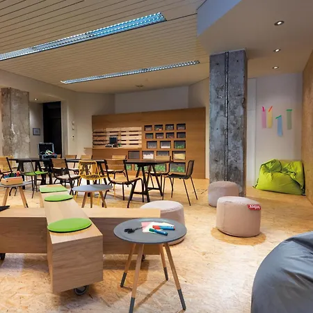 Apart-hotel Seminaris 4*